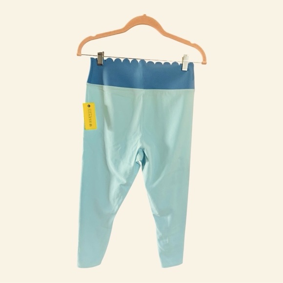 EleVen by Venus Williams Pretty Power Legging – Size M or L – Ice Blue – NWT - Picture 6 of 11